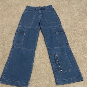 Blue Cargo Jeans with Zipper Pockets